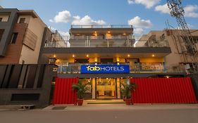 Fabhotel Kirti Nagar